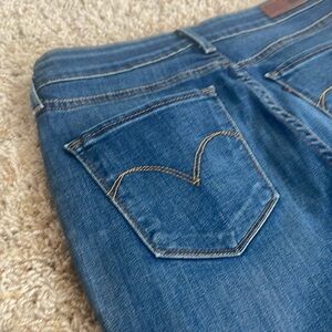 Blue Levi’s jeans